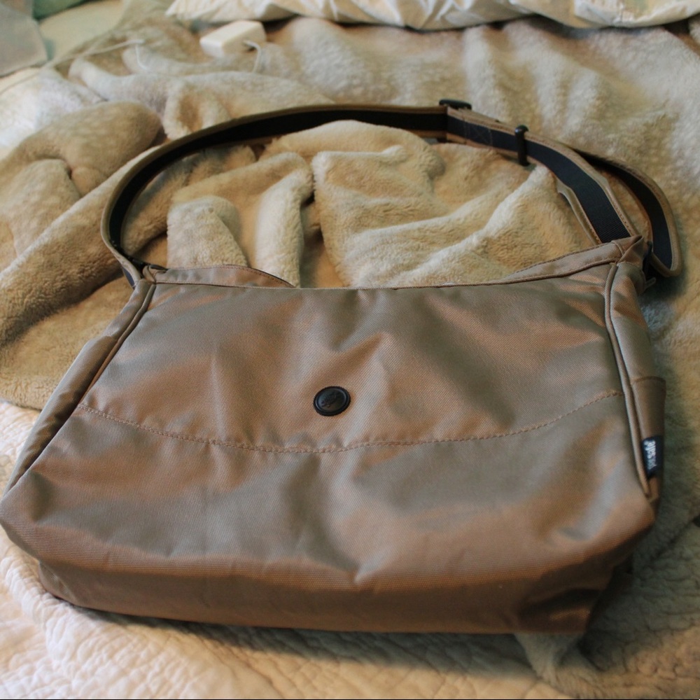 Pacsafe City Safe 200 Messenger Bag